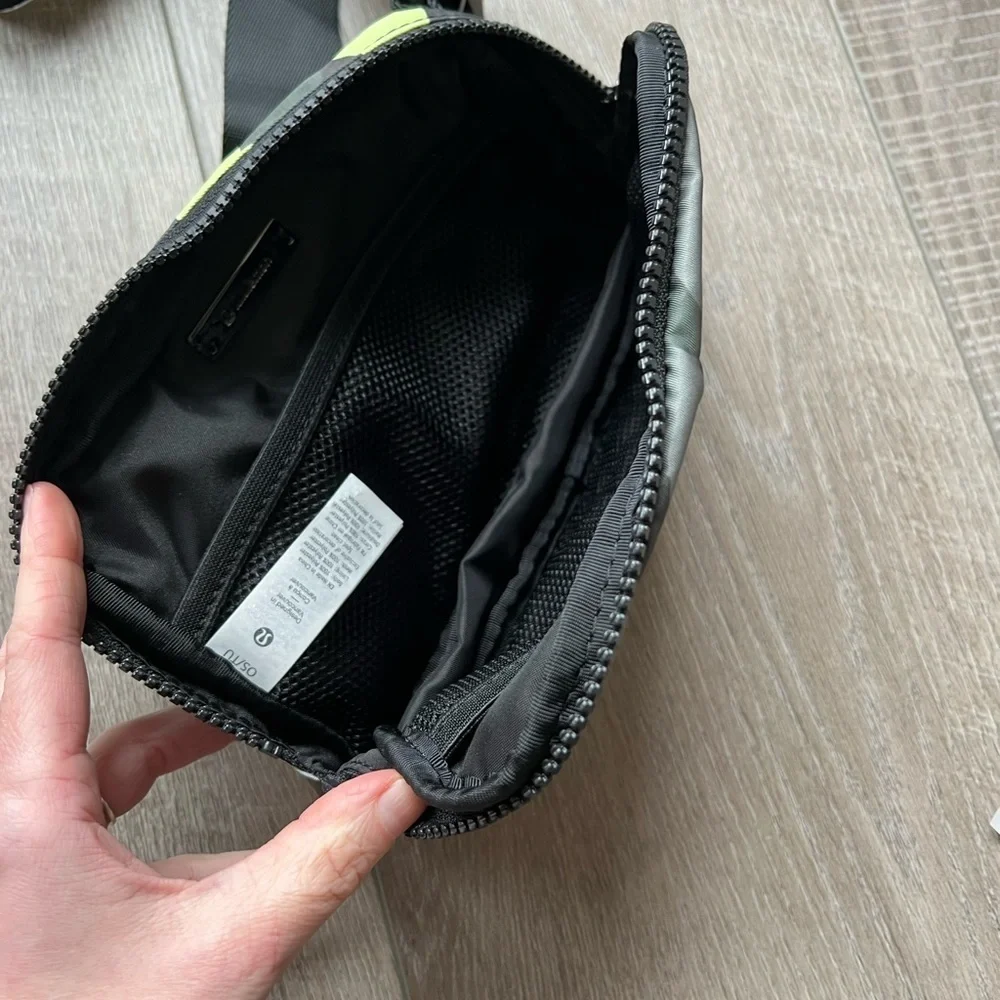 Lululemon Everywhere Belt Bag *1L in Heritage 365 Camo Neo Mint Multi / Black